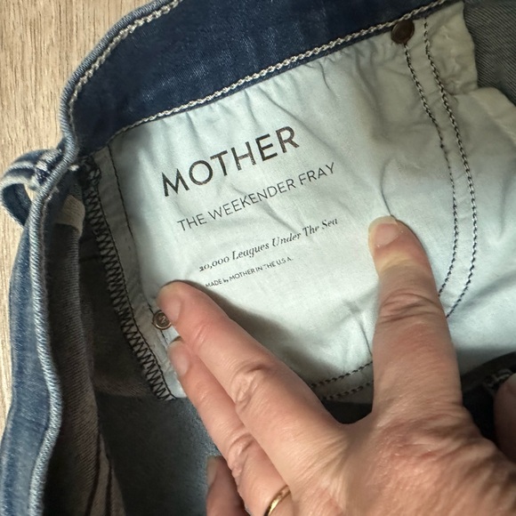 MOTHER The Weekender Flare Fray Jeans 20,000 Leagues Under The Sea Wash Size 30 - Picture 5 of 6